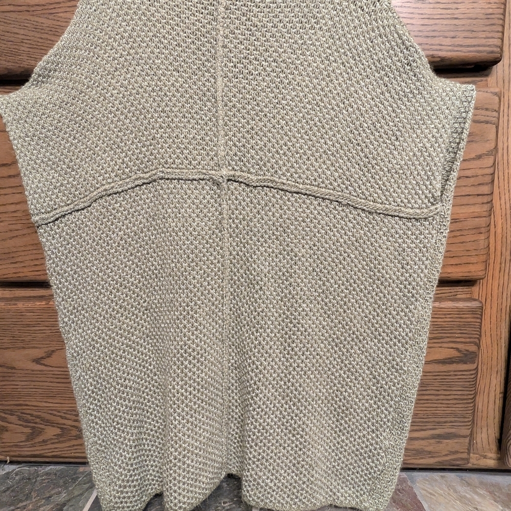 Simply Noelle Woman's Olive Green Cloak Turtleneck Sweater Size Small - Picture 10 of 13